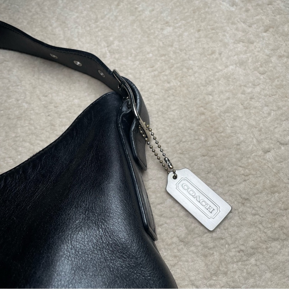 Coach Slim Duffle 9326 in Black - Picture 5 of 13